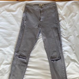 Forever 21 Gray Destructed High Rise Skinny Jeans in Size 27